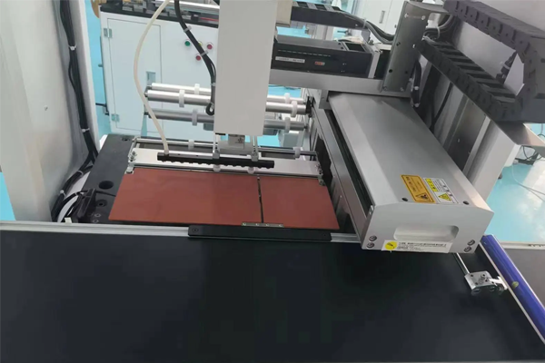 視覺自動(dòng)化貼膜機(jī)應(yīng)用