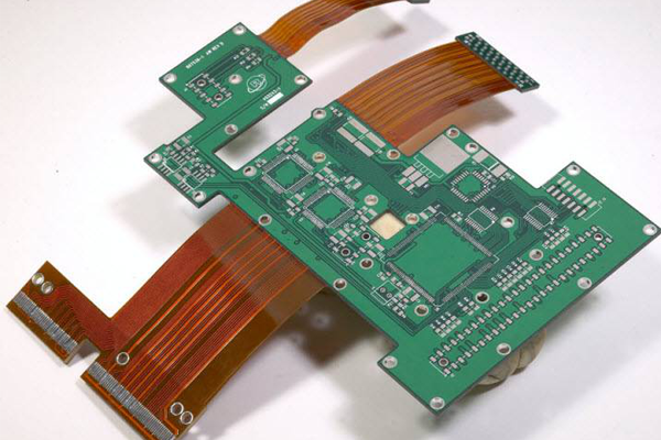 機(jī)器視覺對位引導(dǎo)軟對硬貼合